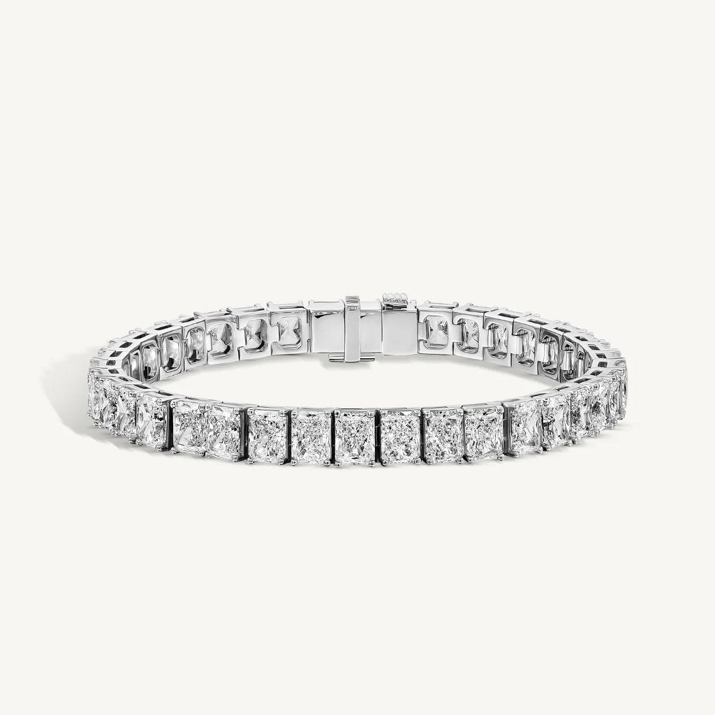 Radiant Cut Diamond Tennis Bracelet
